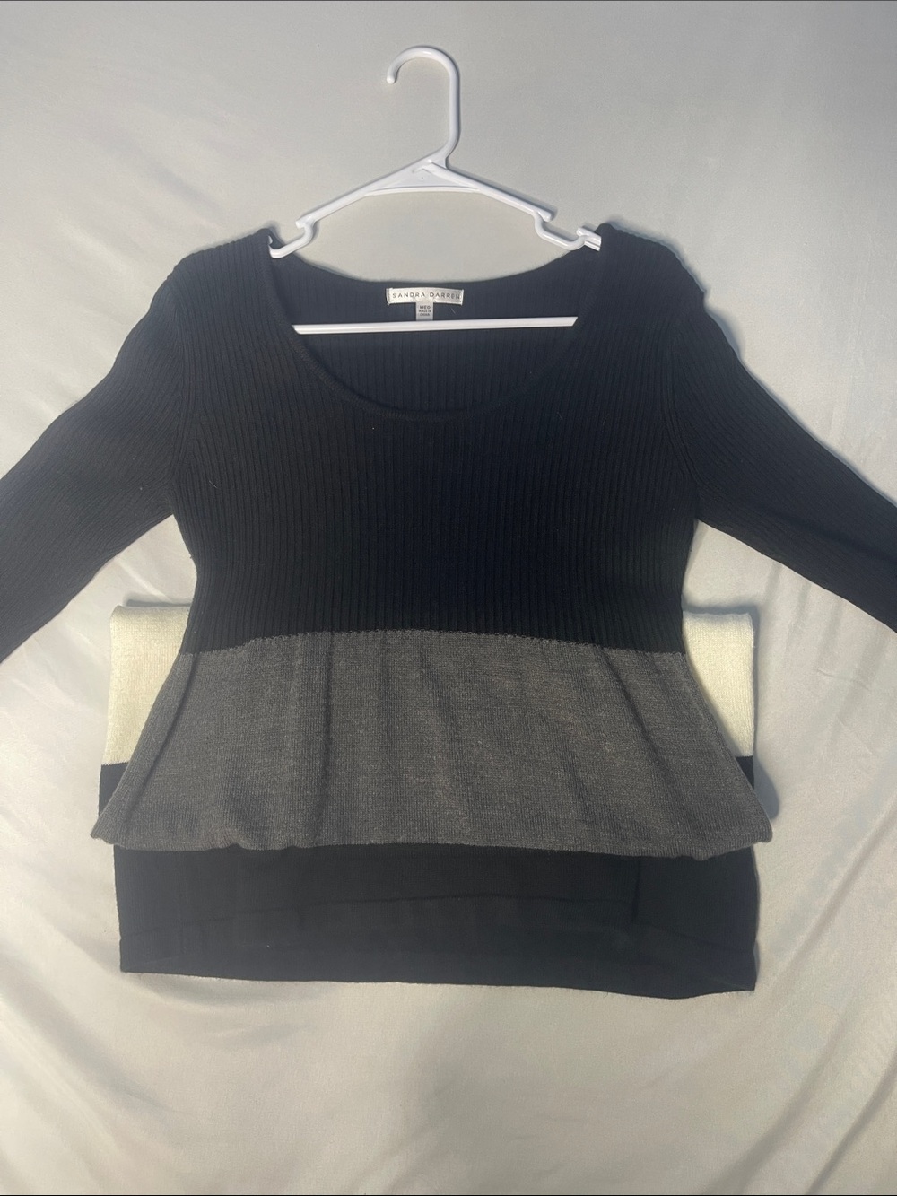 Sandra Darren Black & Gray Peplum Ribbed Knit Top